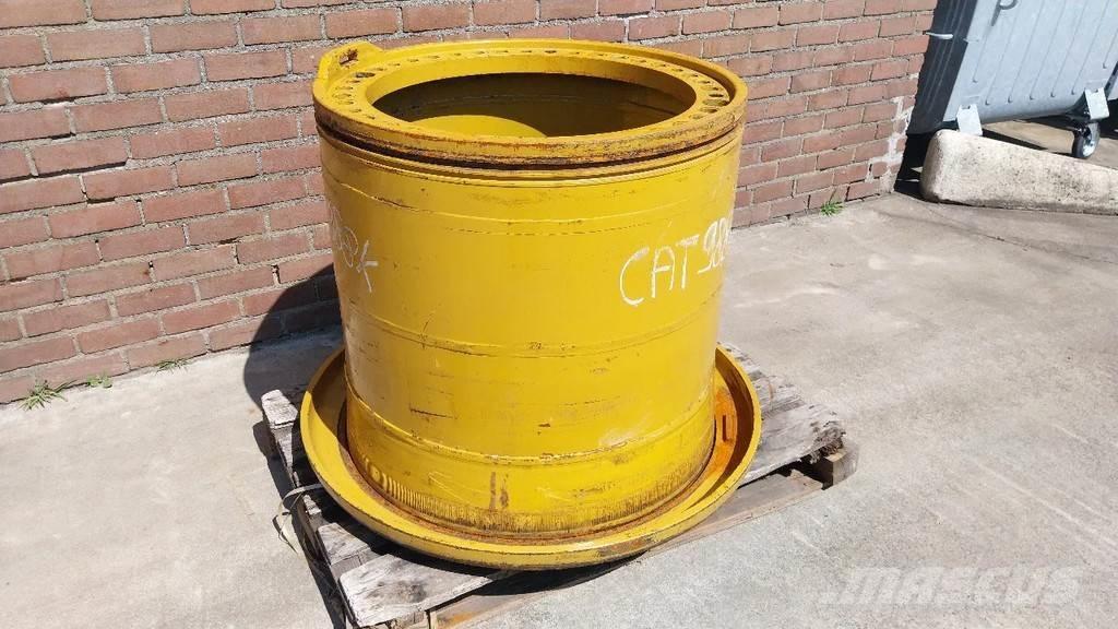 CAT 988 rim Reifen