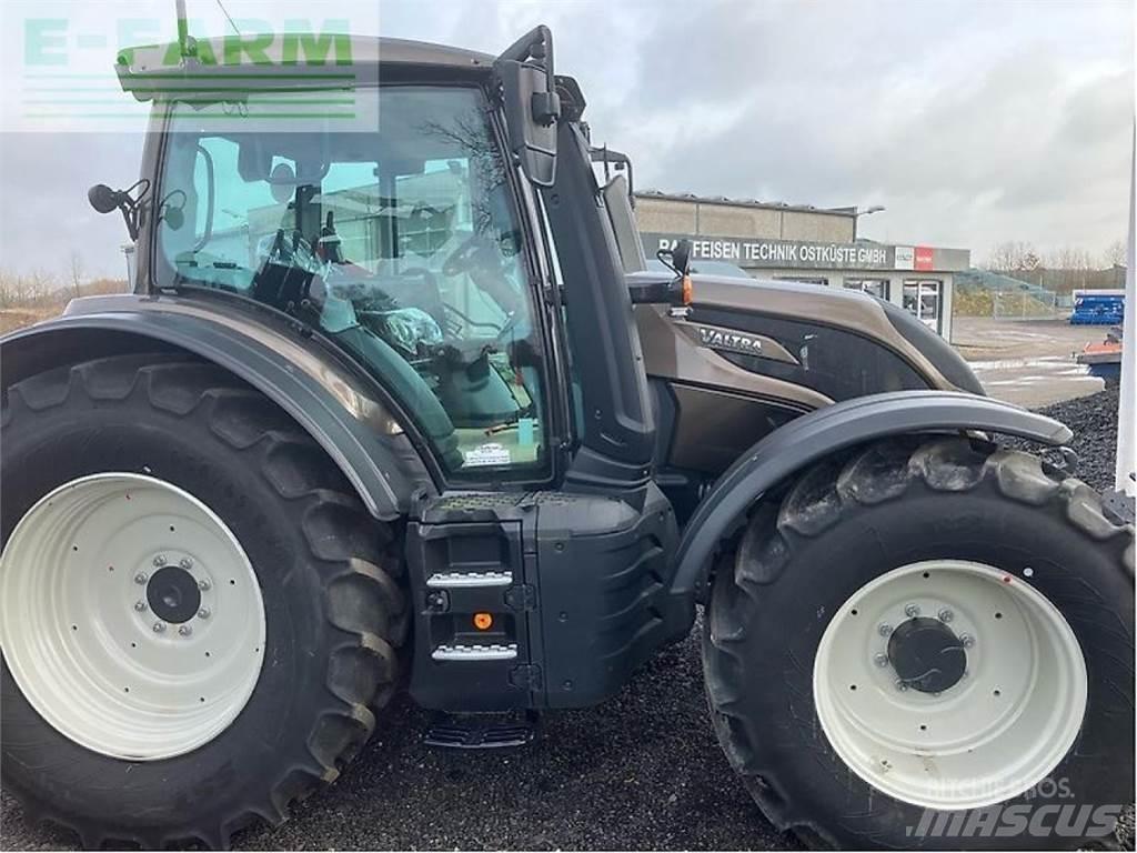 Valtra n175a Traktoren