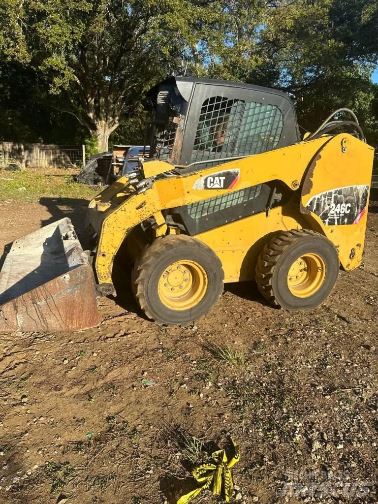 CAT 246 C Kompaktlader