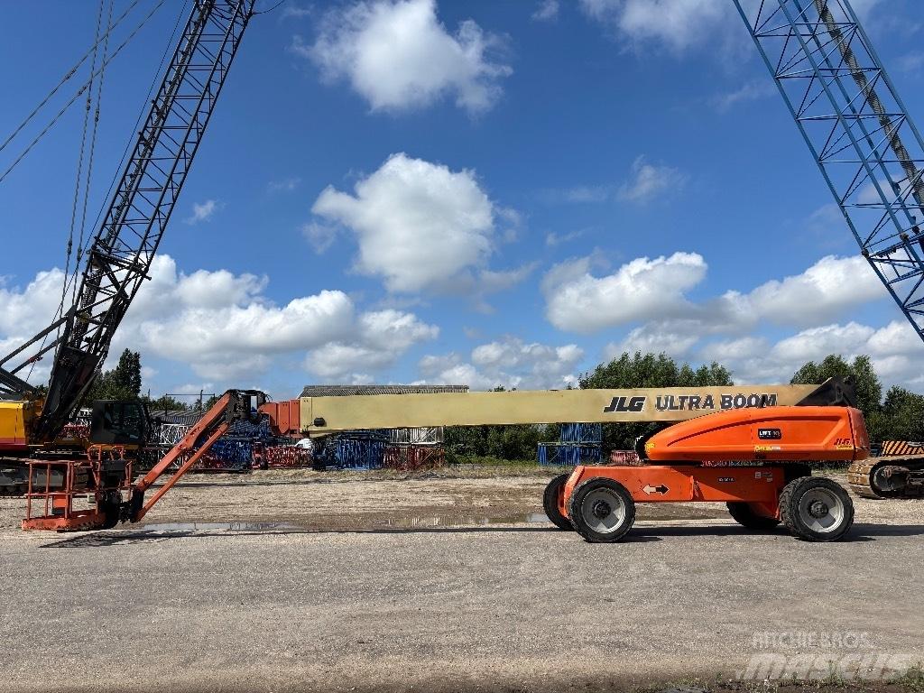 JLG 1350 SJP Teleskopbühnen
