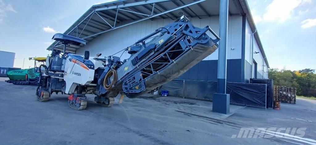 Wirtgen W 100 CFi Asphaltfräsen