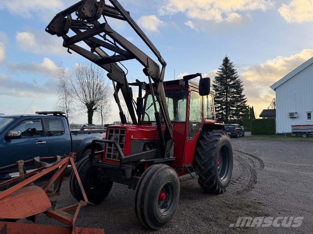 International 574 Traktoren