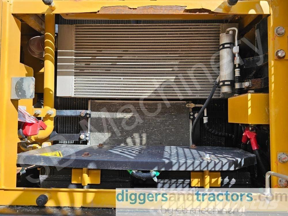 Sany SY 215 C Raupenbagger