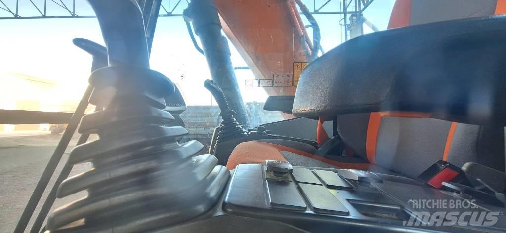 Doosan DX140LC-5 Raupenbagger