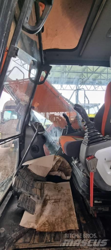 Doosan DX140LC-5 Raupenbagger