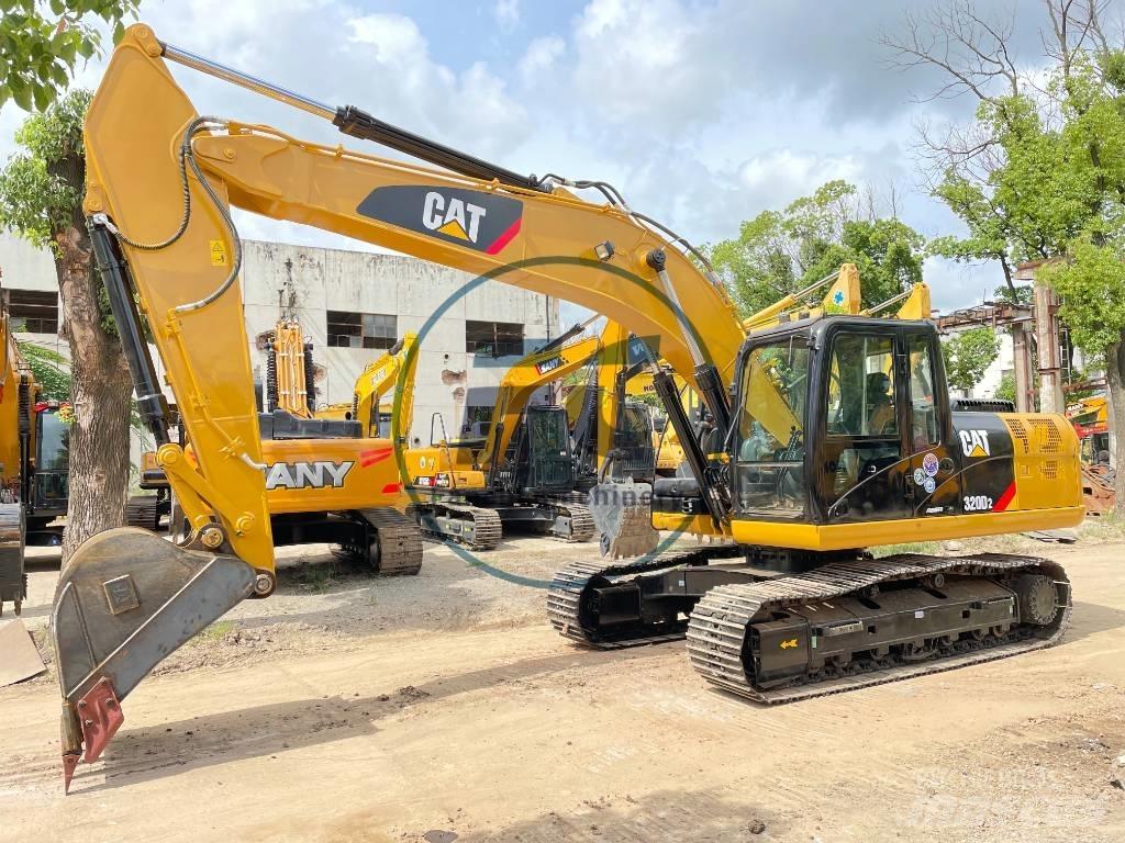 CAT 320 D 2 Midibagger  7t - 12t
