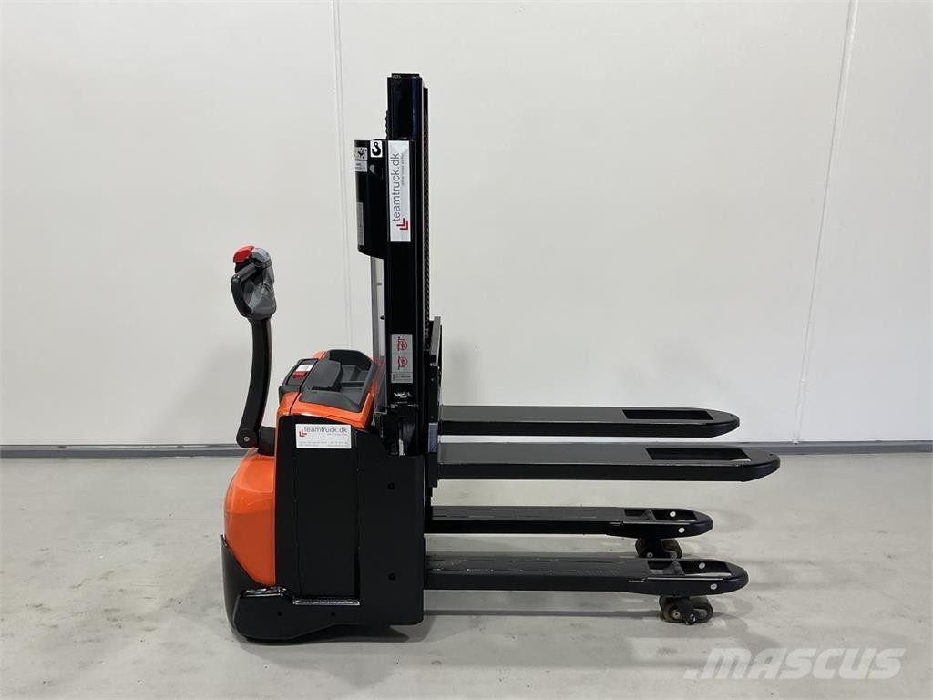 Toyota SWE200D Selbstfahrstapler