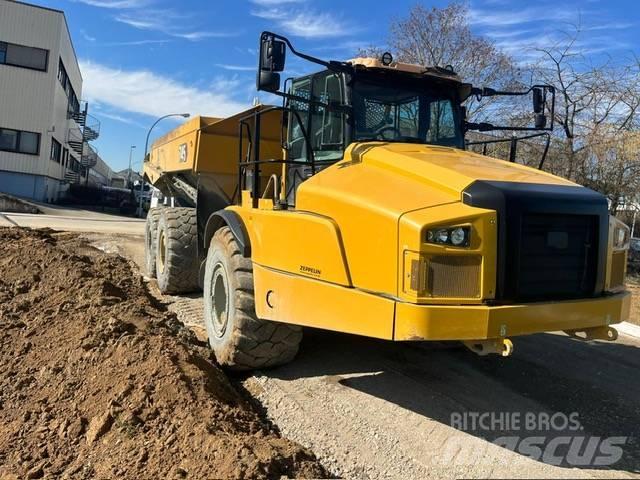 CAT 745 Dumper - Knickgelenk
