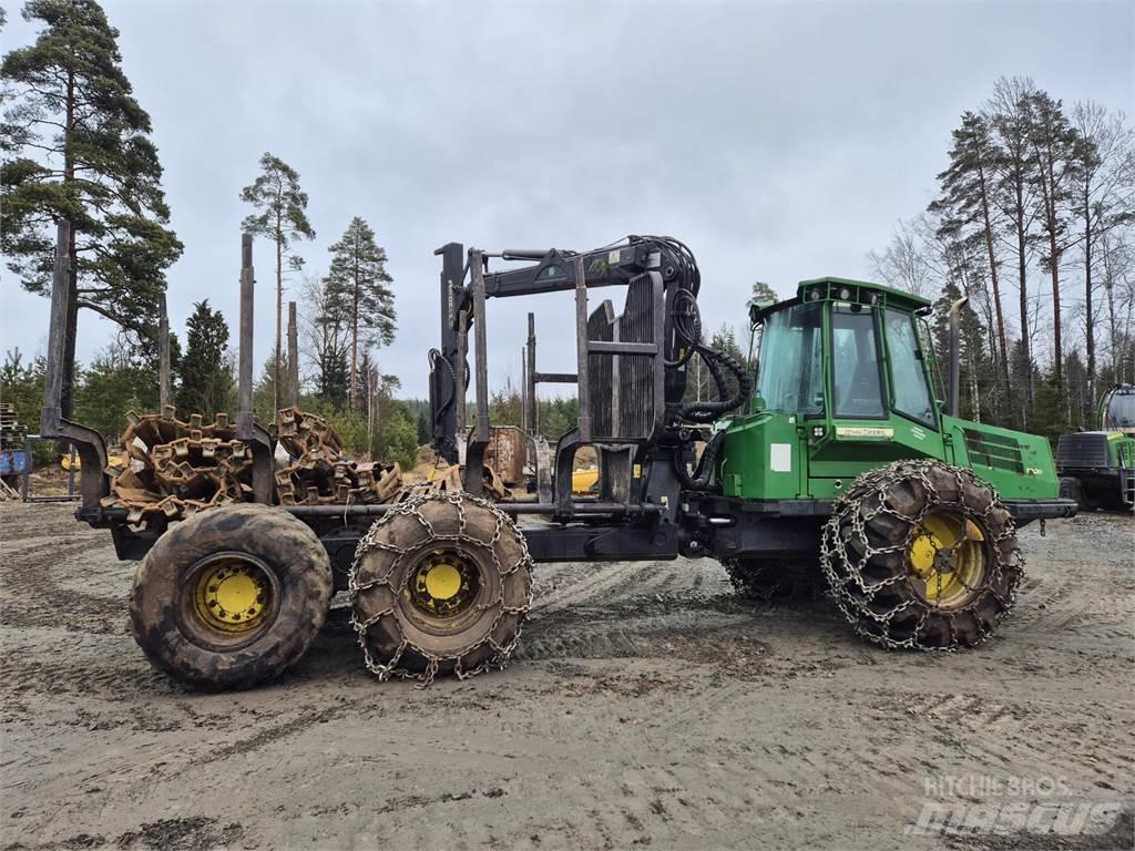 John Deere 1110D Forwarder
