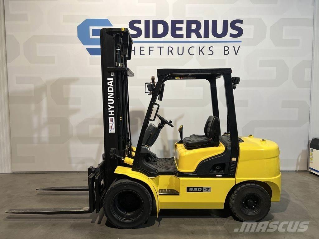 Hyundai 33D-7 Dieselstapler