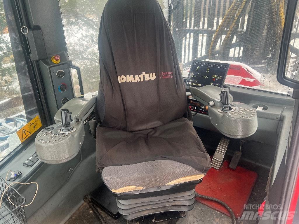 Komatsu 840 TX Forwarder