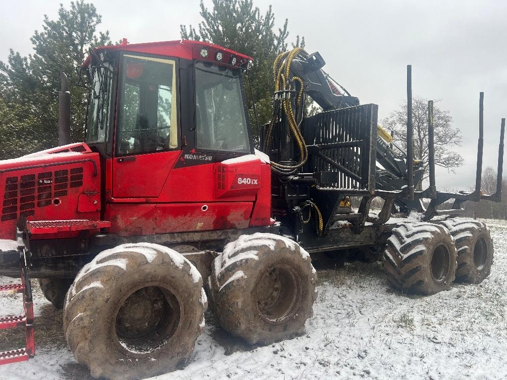 Komatsu 840 TX Forwarder
