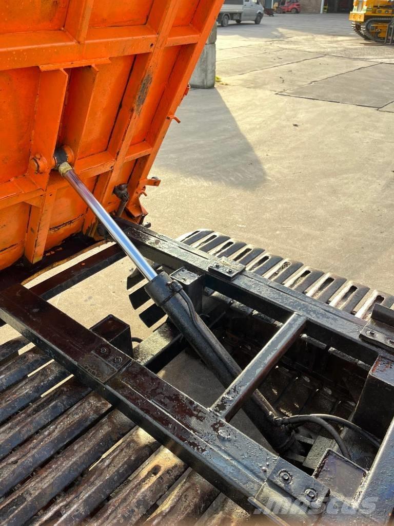 Kubota RC 30 Raupendumper