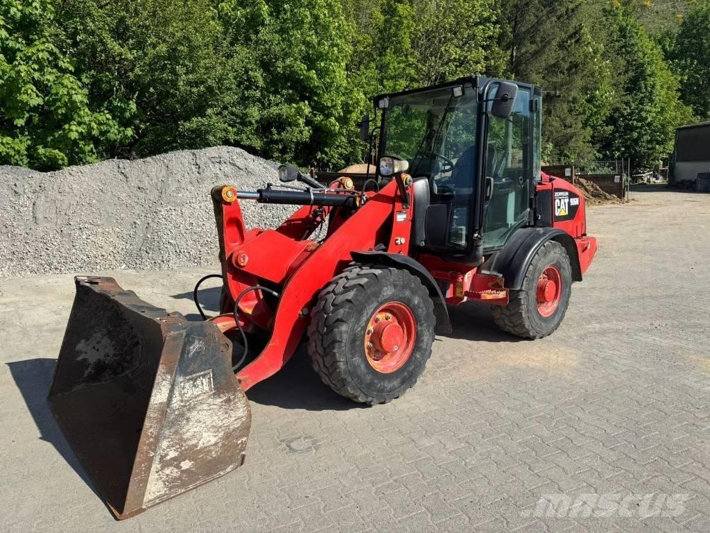 CAT 906M Radlader