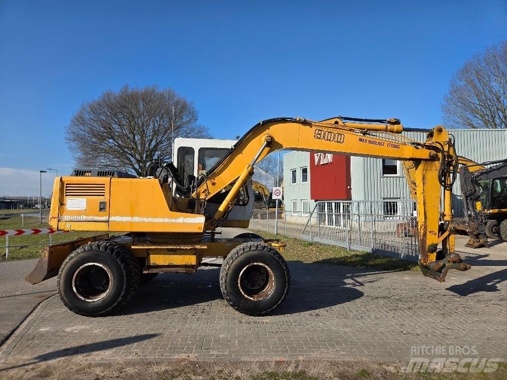 Liebherr A900 Mobilbagger