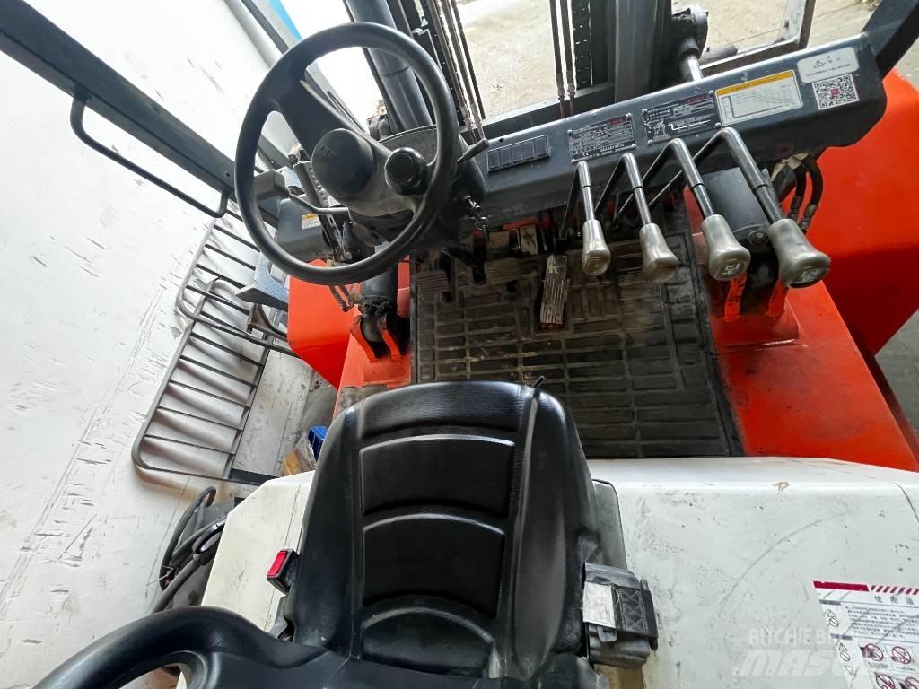 Heli K 100 Dieselstapler