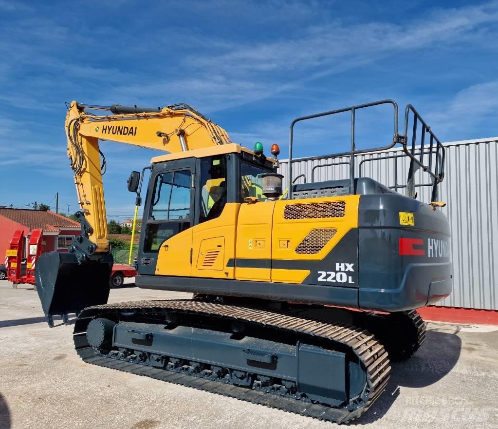 Hyundai HX 220 L Raupenbagger