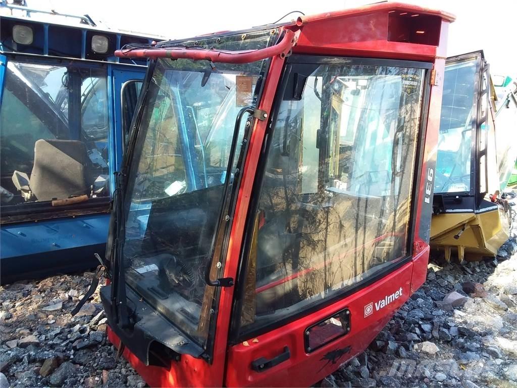 Valmet 931 Kabinen