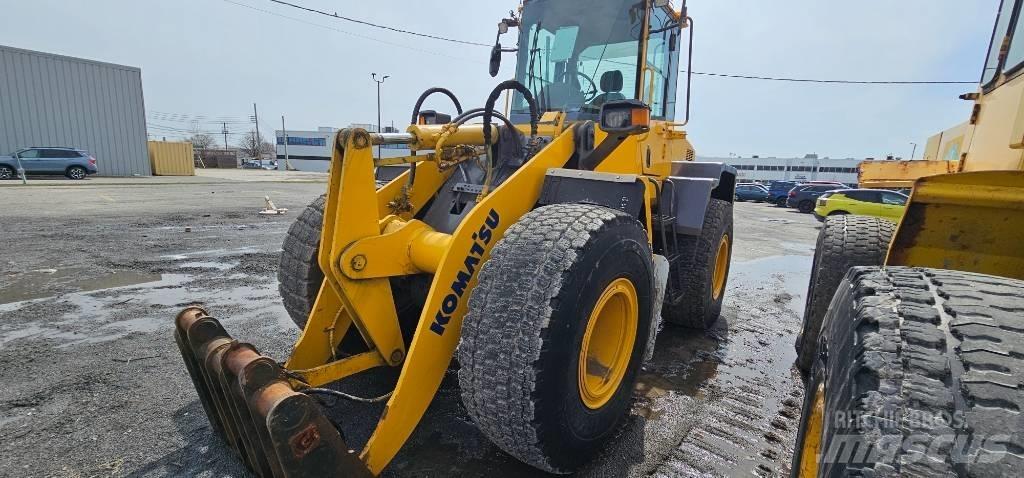 Komatsu WA 200 Radlader