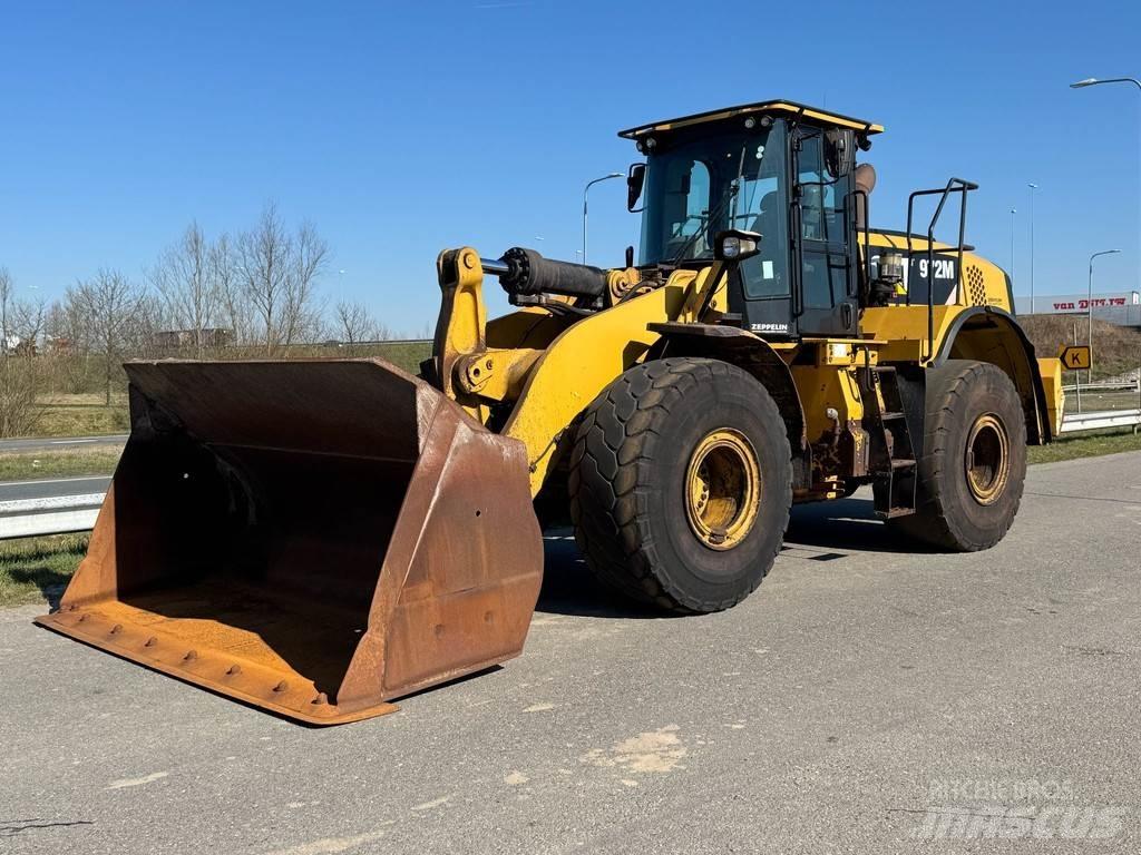 CAT 972M Radlader