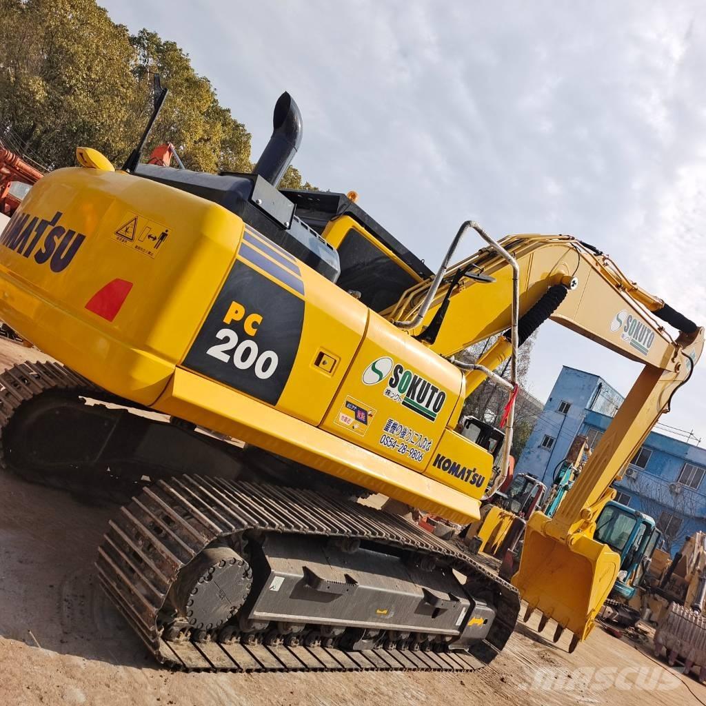Komatsu PC 200-8 Raupenbagger
