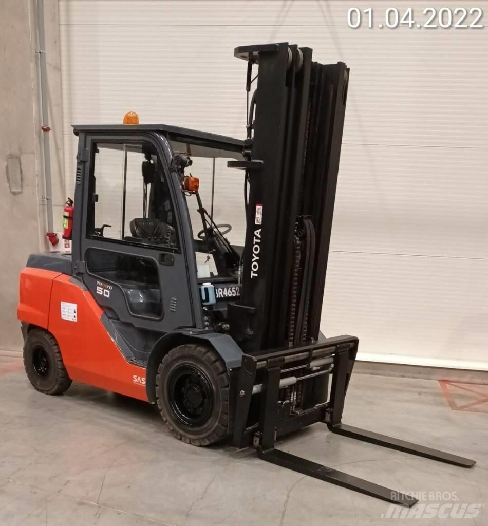 Toyota 40-8FD50N Dieselstapler