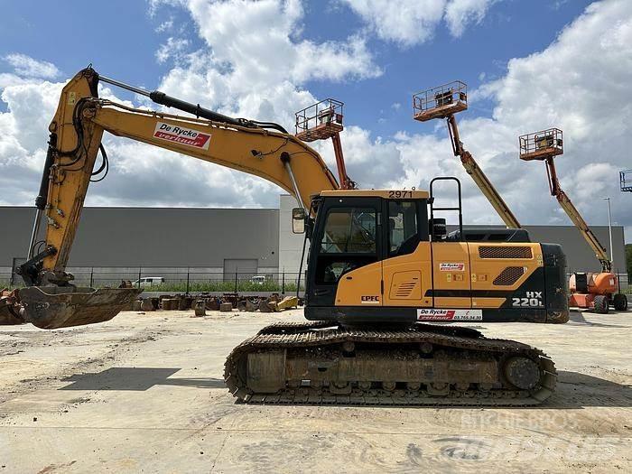 Hyundai HX220L Raupenbagger