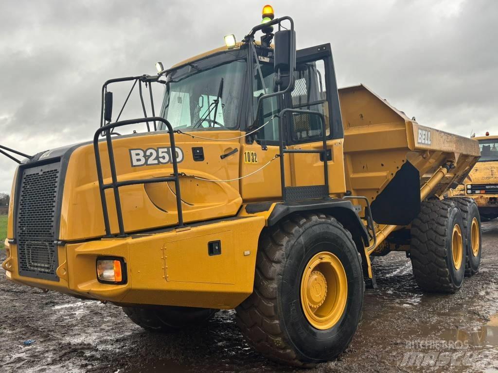 Bell B 25 D Dumper - Knickgelenk