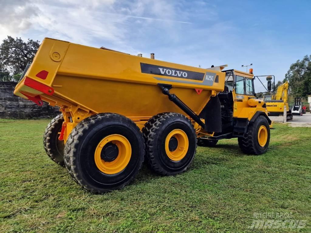 Volvo A 25 C Dumper - Knickgelenk