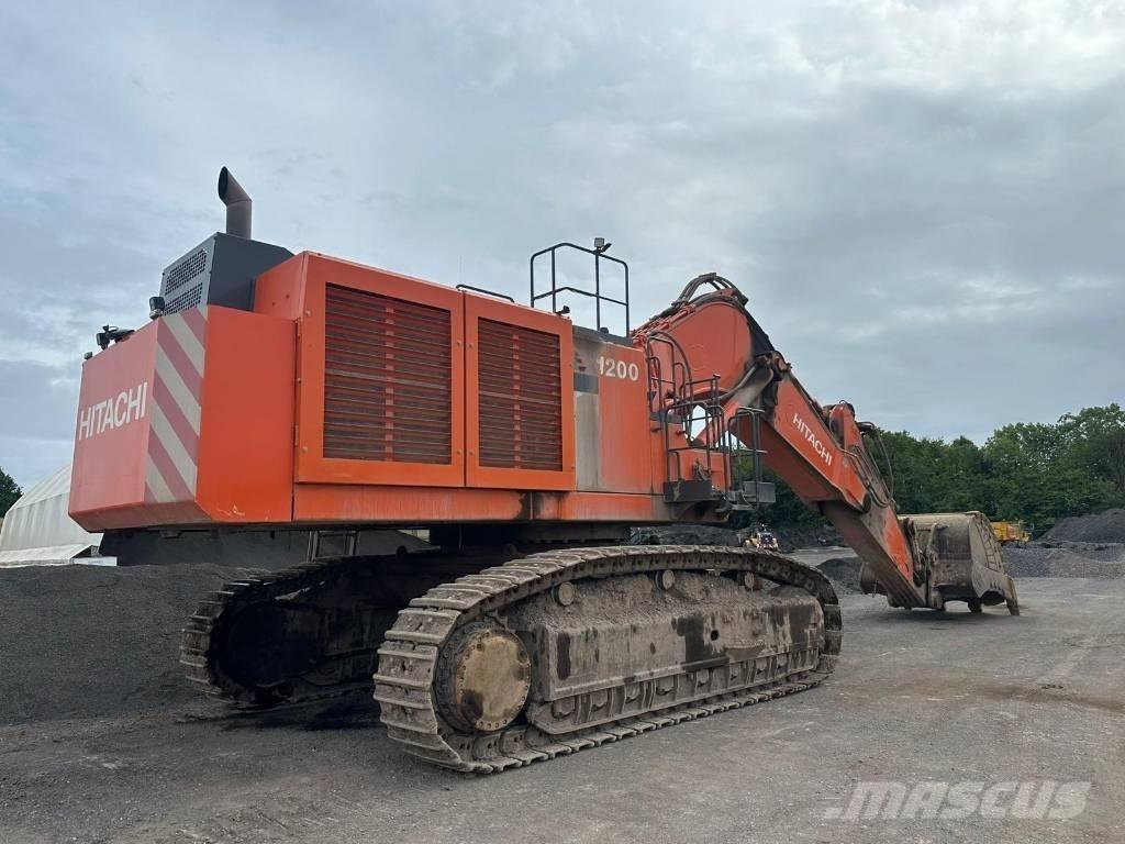 Hitachi EX1200-6 Abrissbagger
