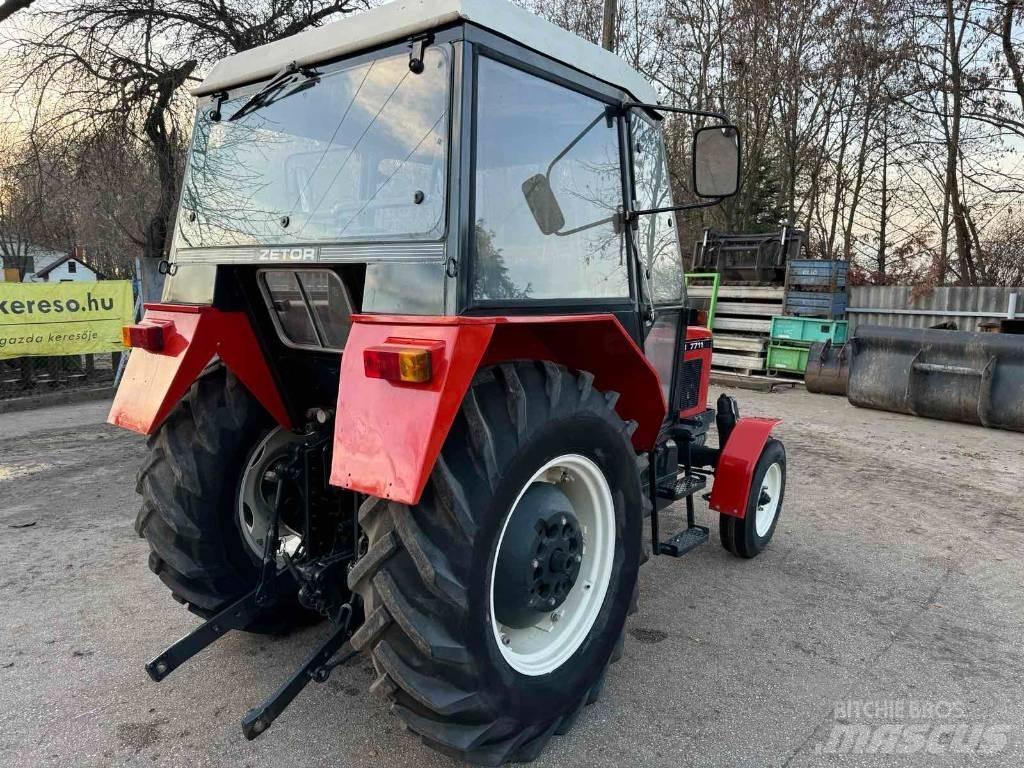 Zetor 7711 Traktoren