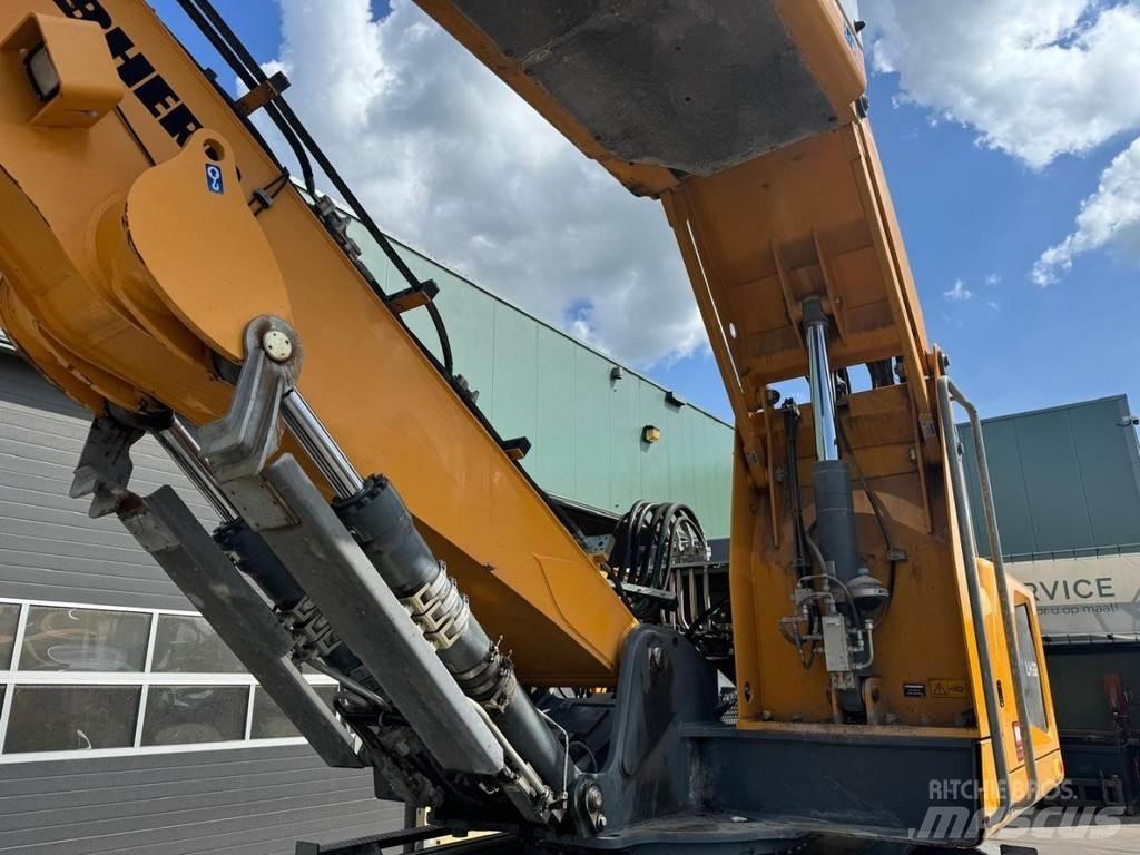 Liebherr LH 22 M Materialumschlag