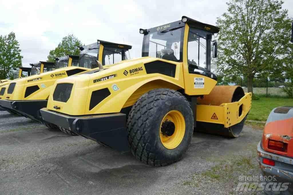 Bomag BW 213 DH-5 Erdbauwalzen