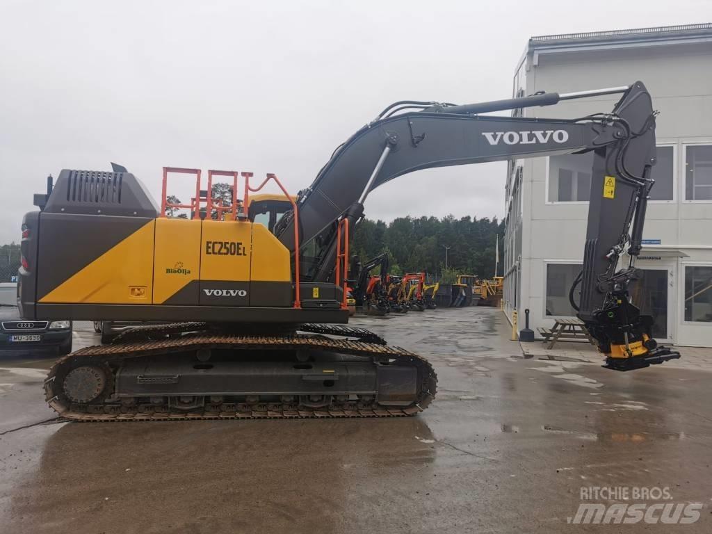 Volvo EC250EL Raupenbagger