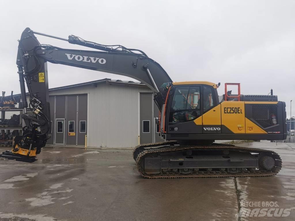 Volvo EC250EL Raupenbagger
