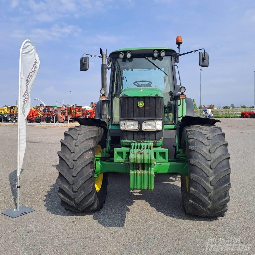 John Deere 6920 S Traktoren