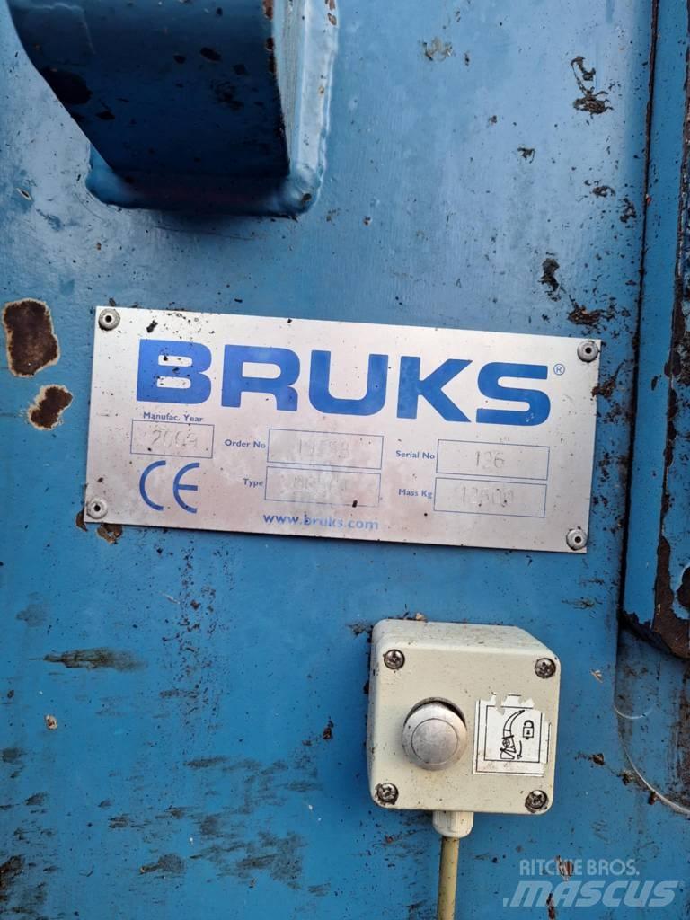 Bruks 805 CT Holzhäcksler