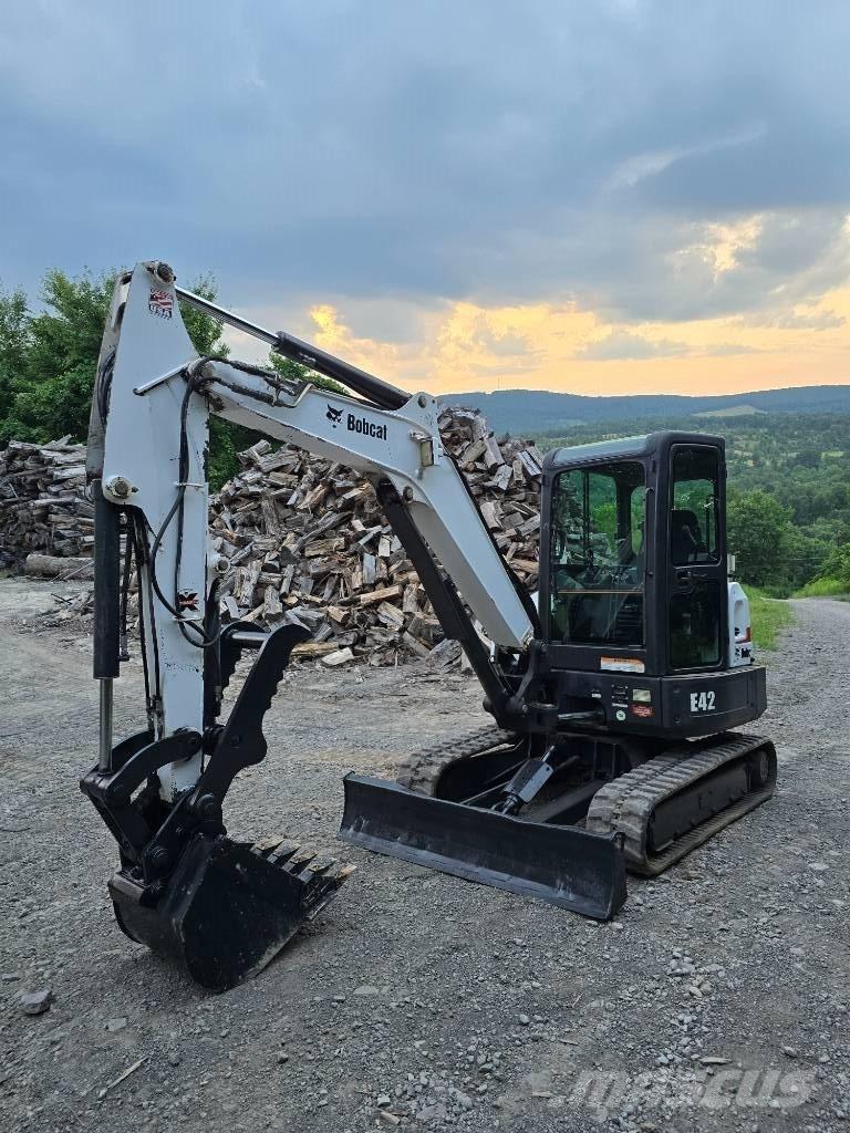 Bobcat E42 Minibagger < 7t