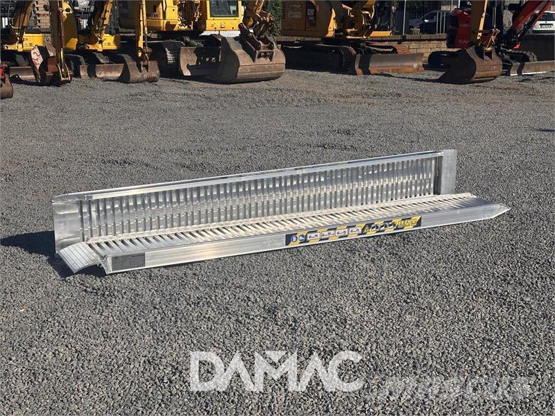  DAMAC 115x30 Sonstige Baumaschinen