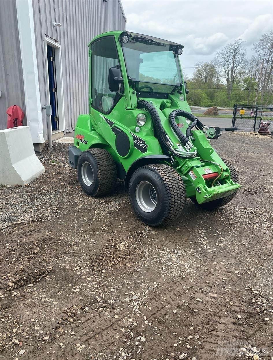 Avant 528 Radlader