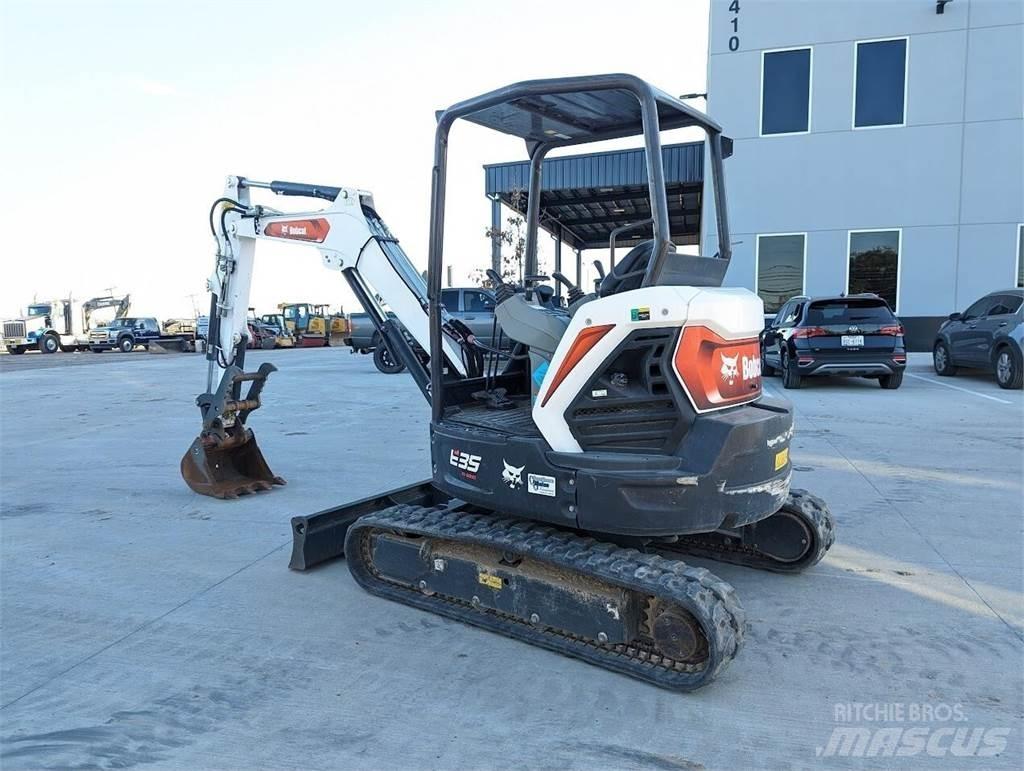Bobcat E35R2 Minibagger < 7t