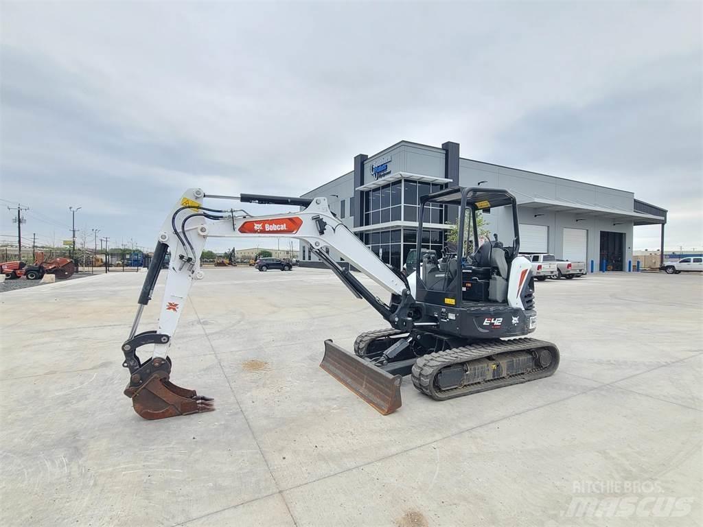 Bobcat E42 Minibagger < 7t