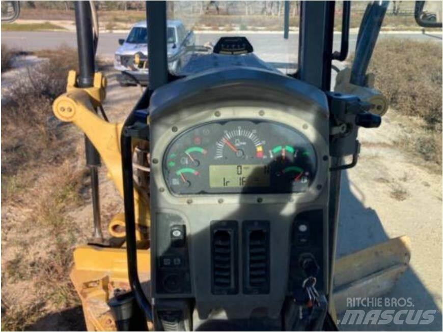 CAT 140M2 Grader