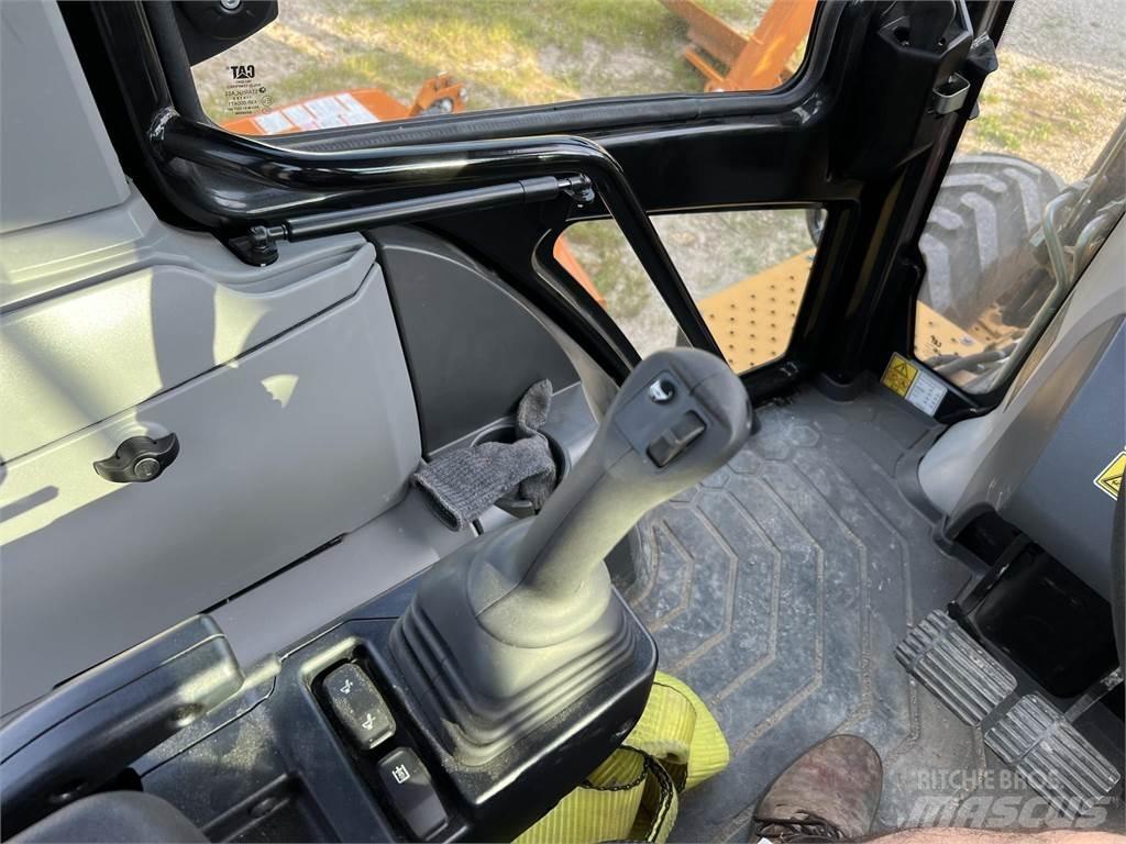 CAT 420 XE Baggerlader