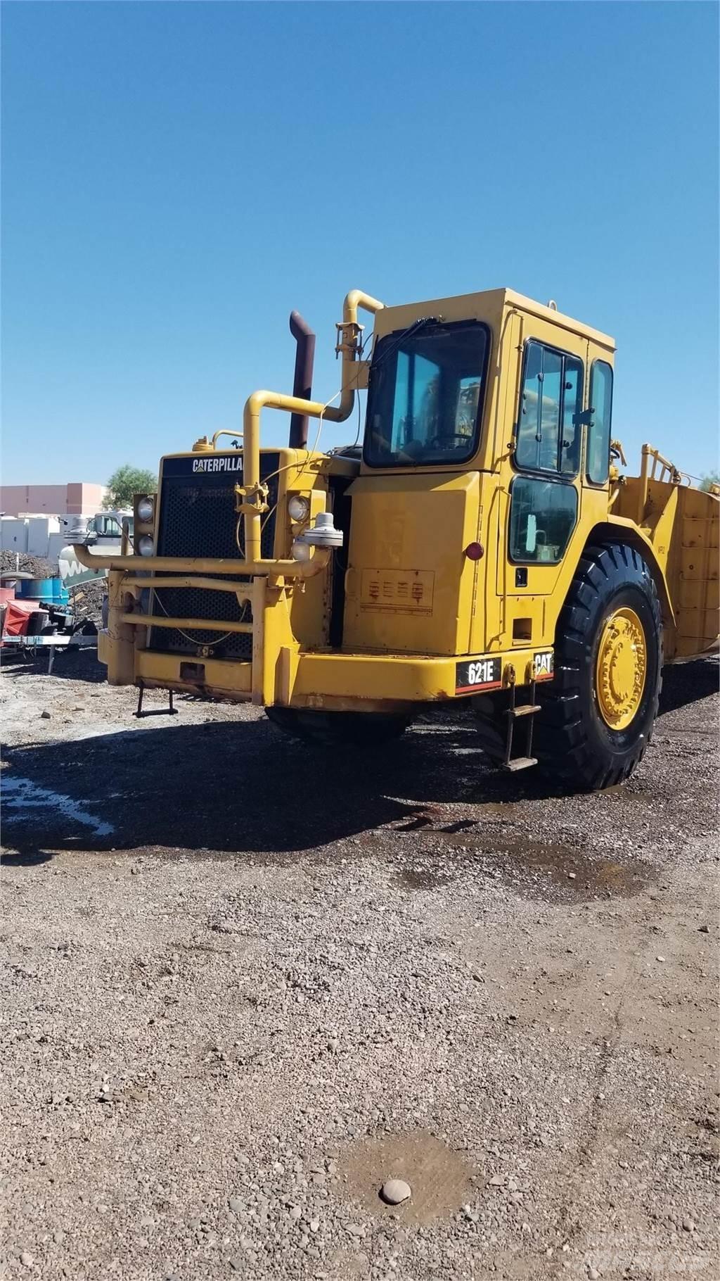 CAT 621E Tankanhänger