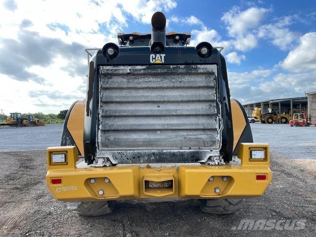CAT 966M Radlader