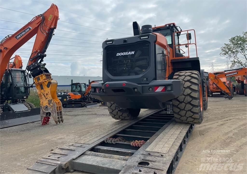 Develon DL580-7 Radlader