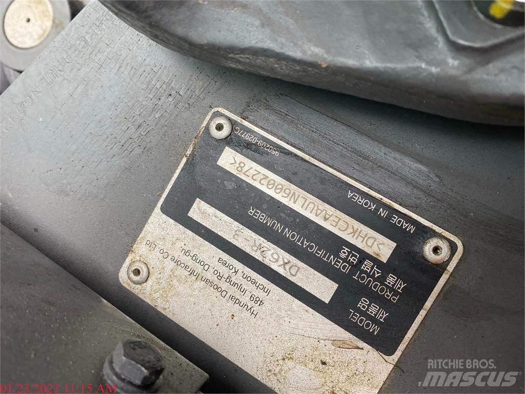 Develon DX62R-3 Raupenbagger