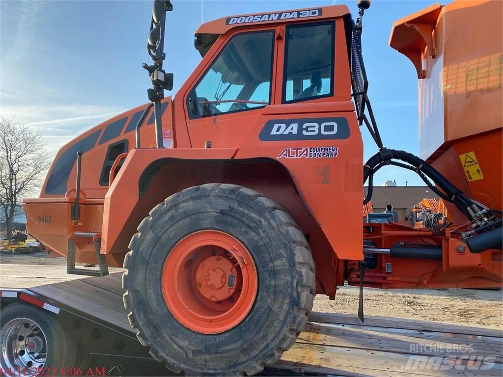 Doosan DA30-5 Dumper - Knickgelenk