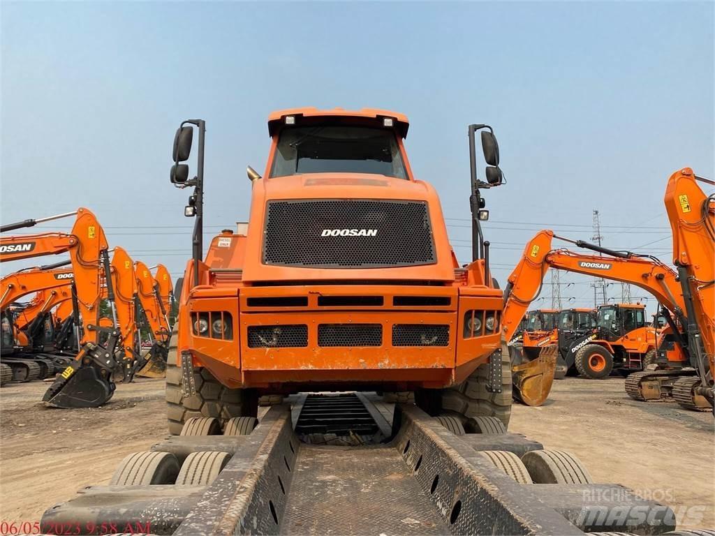 Doosan DA30-5 Dumper - Knickgelenk